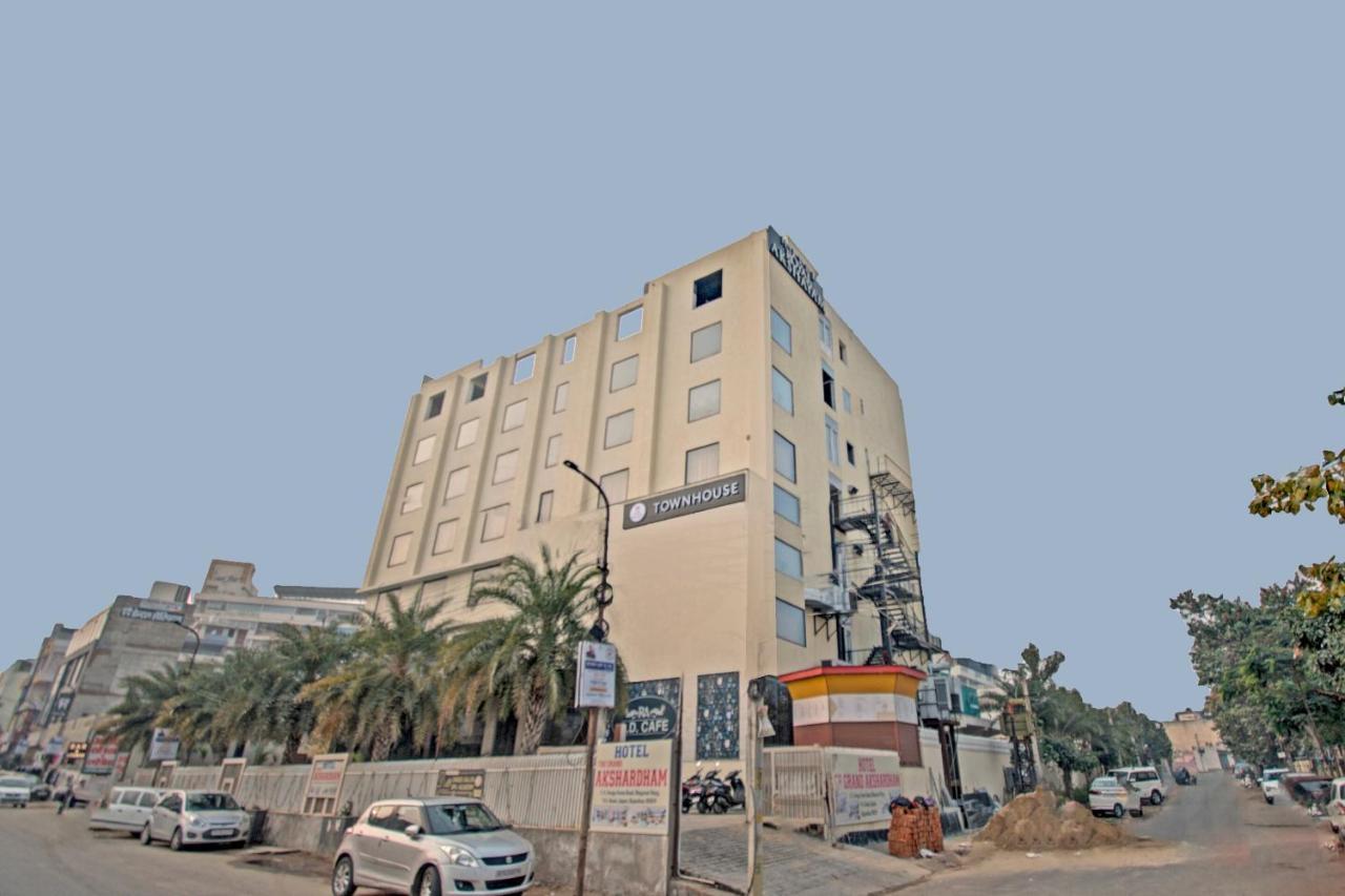 Townhouse 652 Hotel Royal Akshayam ชัยปุระ ภายนอก รูปภาพ